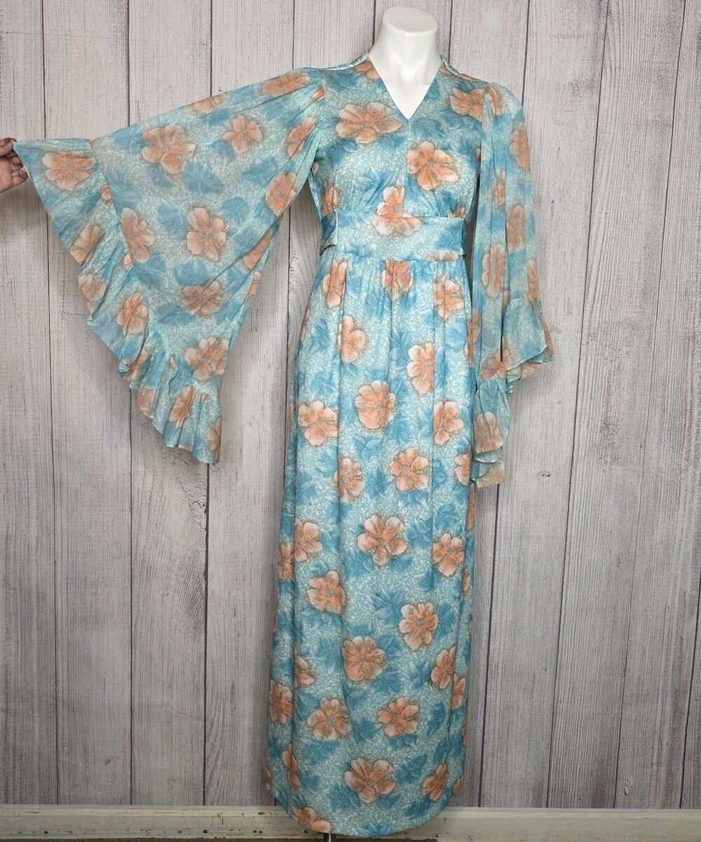 Vintage 70s Floral Maxi Dress Angel Wing Sleeves Boho Hippie Prairie, sz 13